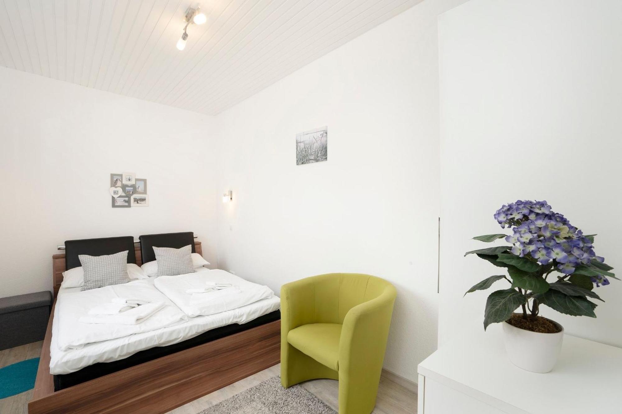Haus Waldfrieden Ferienhaeuschen Waldfrieden Apartamento Haffkrug Exterior foto